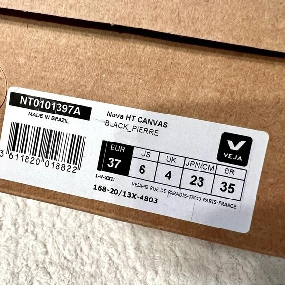 NIB Veja Nova High-Top Sneakers in Canvas Preppy classic academy womens 6M - Picture 11 of 11